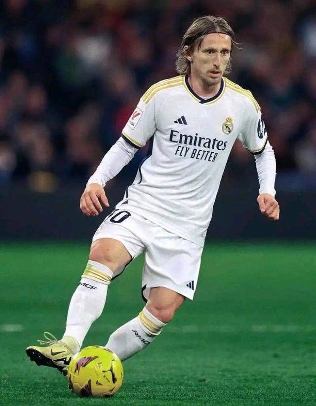 津媒：如果阿代米伤势恢复情况良好，他有望参加赛季收官战