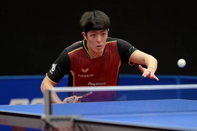 内马尔在比 内马尔在比